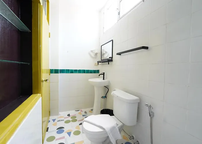 Hotel Roomquest Pratunam