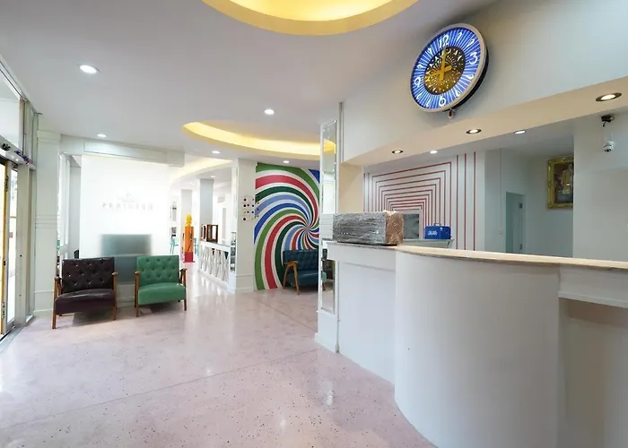 Roomquest Pratunam