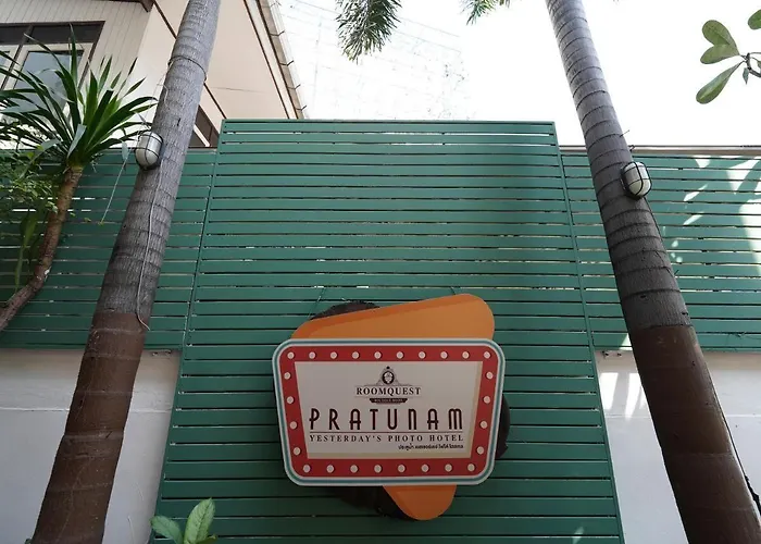 Hotel Roomquest Pratunam Bangkok