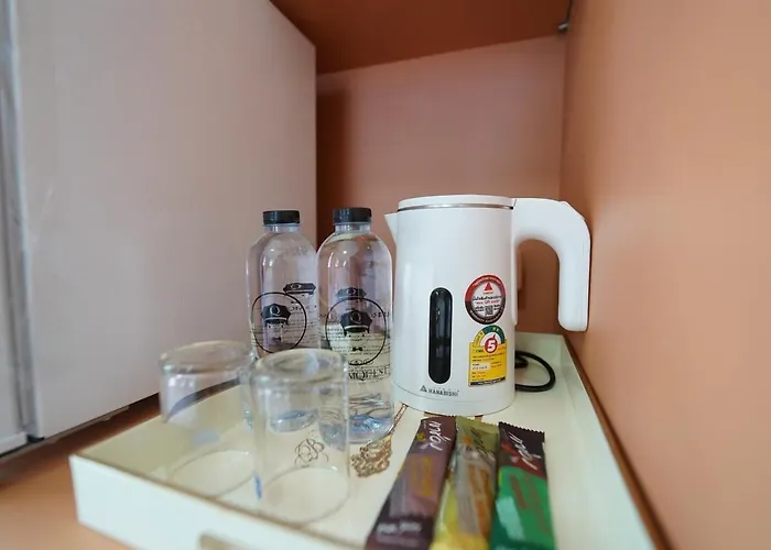 Roomquest Pratunam Bangkok