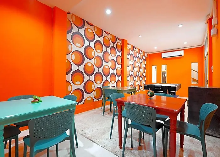 Hotel Roomquest Pratunam 4*