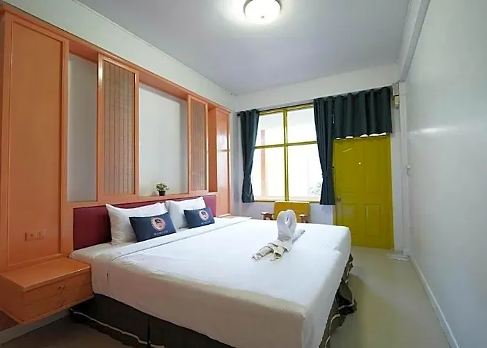 Roomquest Pratunam Hotel Bangkok