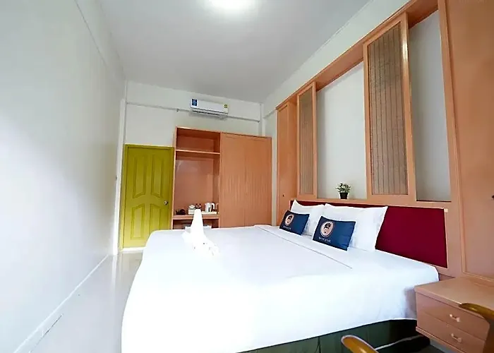 Roomquest Pratunam 호텔 4*